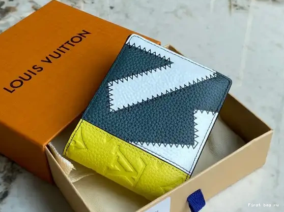 First bag ru VUITTON PF LOUIS SLENDER 0609